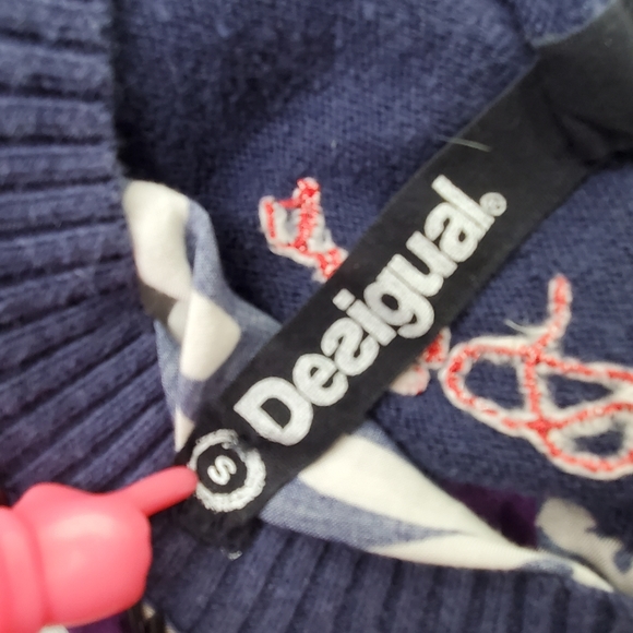 DESIGUAL Boho Knit Sweatshirt Sweater Top Silky Panel Front Sz S FLAWS - Picture 6 of 7